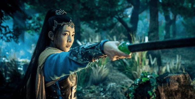 《武动乾坤》欢欢脚伤要抱抱,情窦初开绫清竹,终有林动桃花劫