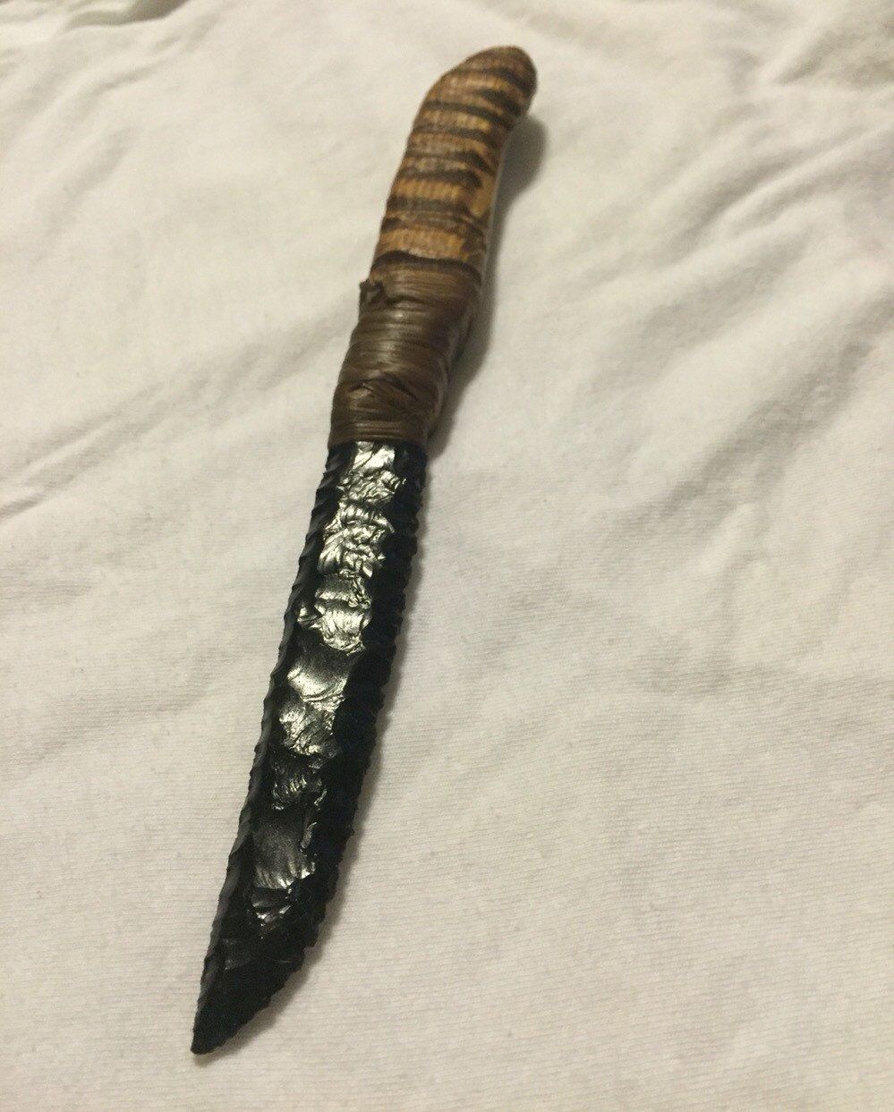 ▲黑曜石刀Obsidian stone kniv
