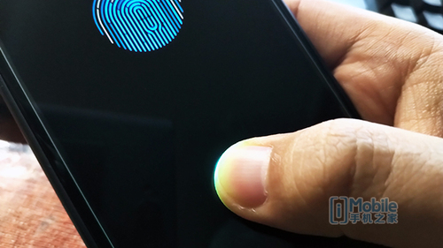 小米8探索版再探索 透明的光环让你忽略了他们