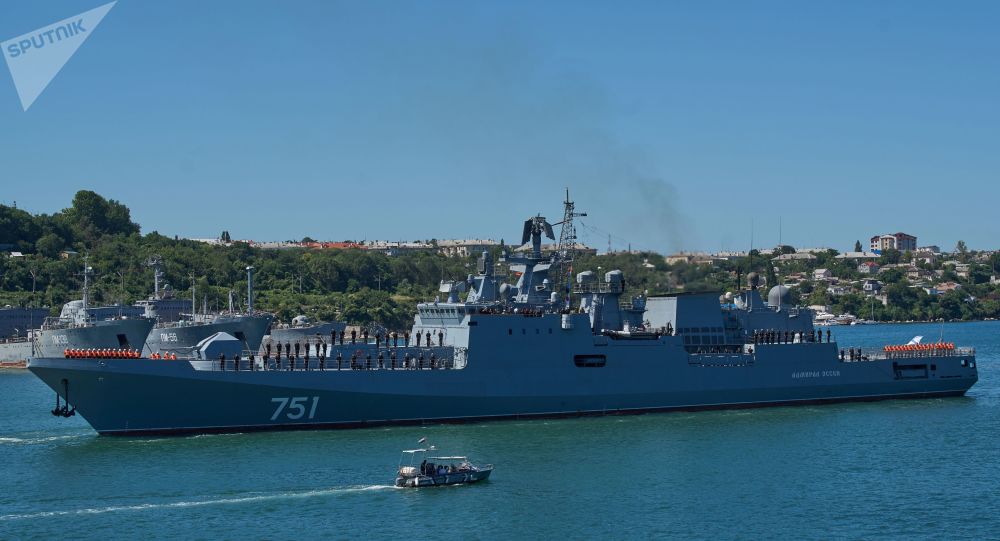 上演猫鼠游戏，俄护卫舰被曝曾在地中海追踪美潜艇两小时