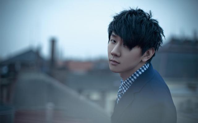 最受欢迎男歌手:周杰伦、郭富城、王力宏都败给了主持人的他!