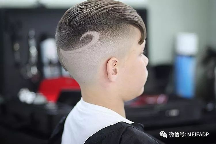 家有男孩，给他们剪这样的发型才够酷!