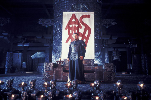 张艺谋电影英雄里的秦始皇,真是如此?艺术夸