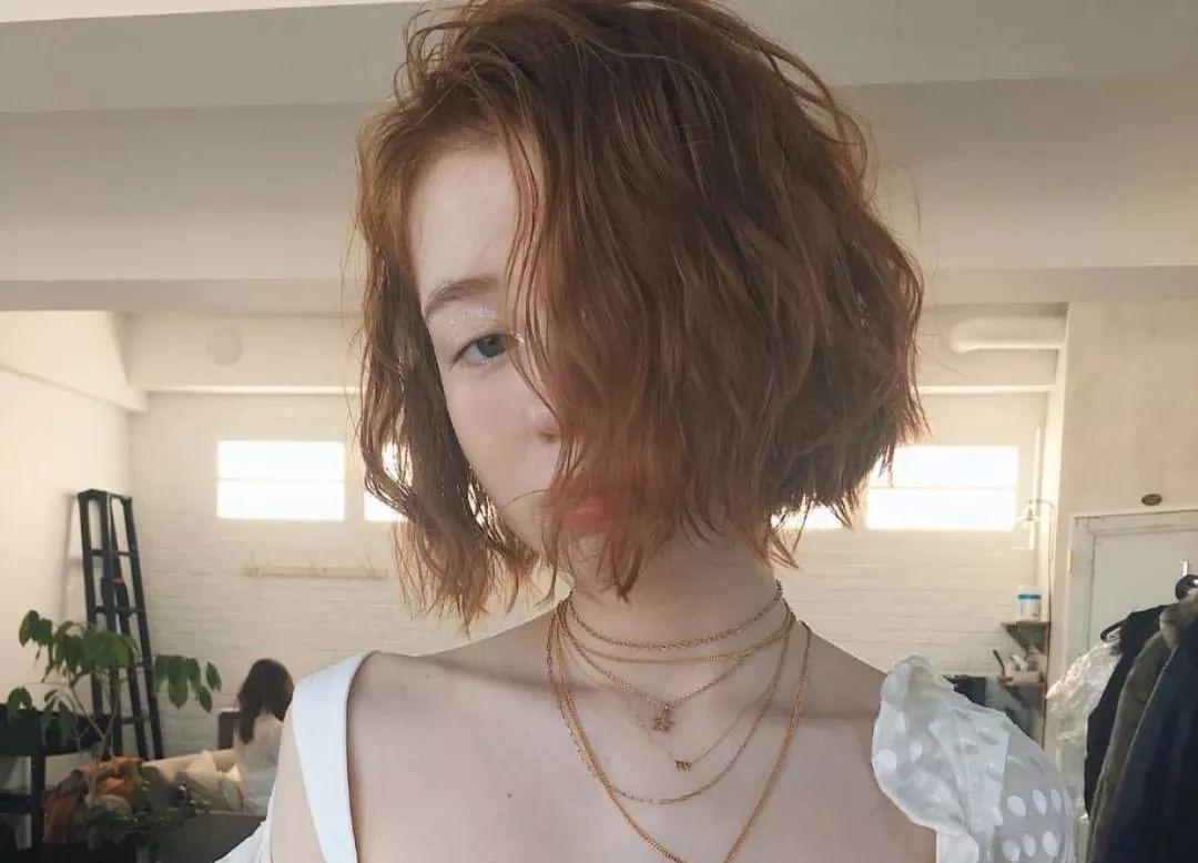 娇小女生适合什么发型才能更协调呢?