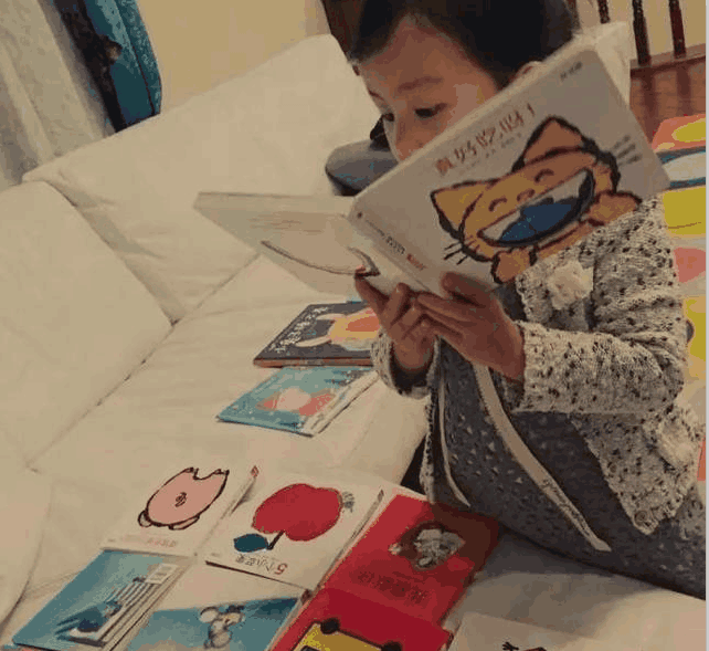 星二代看什么书?诺一爸妈注重启蒙,张梓琳很看