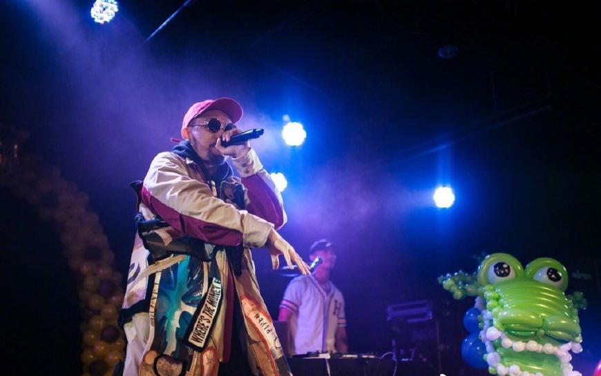 40岁的MC HotDog晒最帅嘻哈风!有热狗在的地