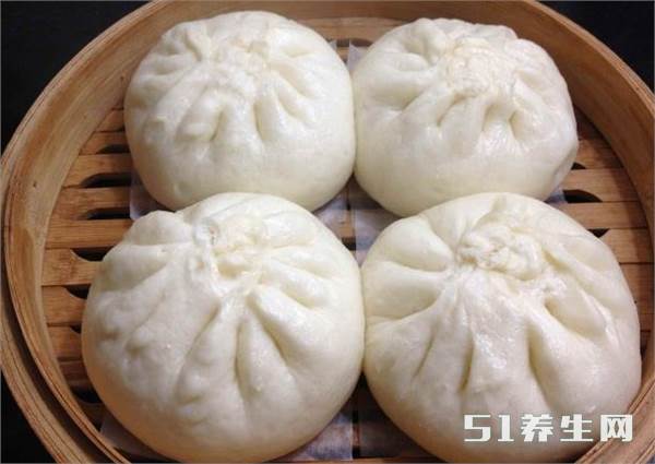 不粘在笼屉上