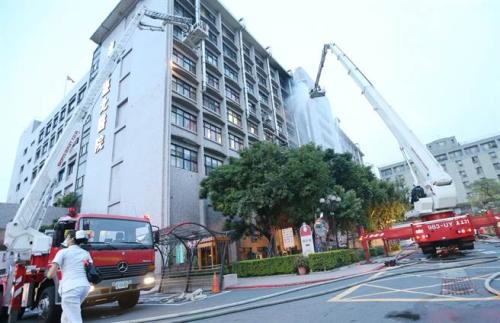 台媒：台北医院火警酿重灾 延误14分钟打119是关键？