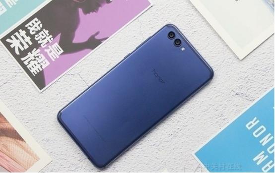 降价幅度最大的2018年旗舰机盘点