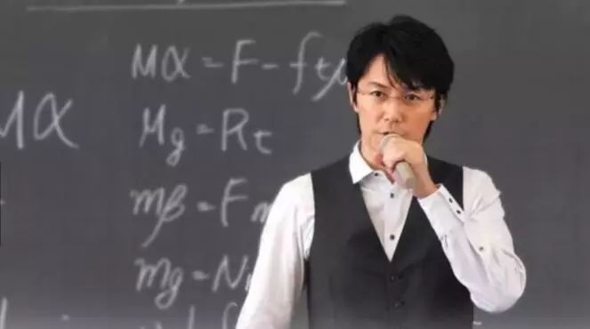 比毛晓彤亲爸还可怕的存在，东野圭吾翻拍又出神作