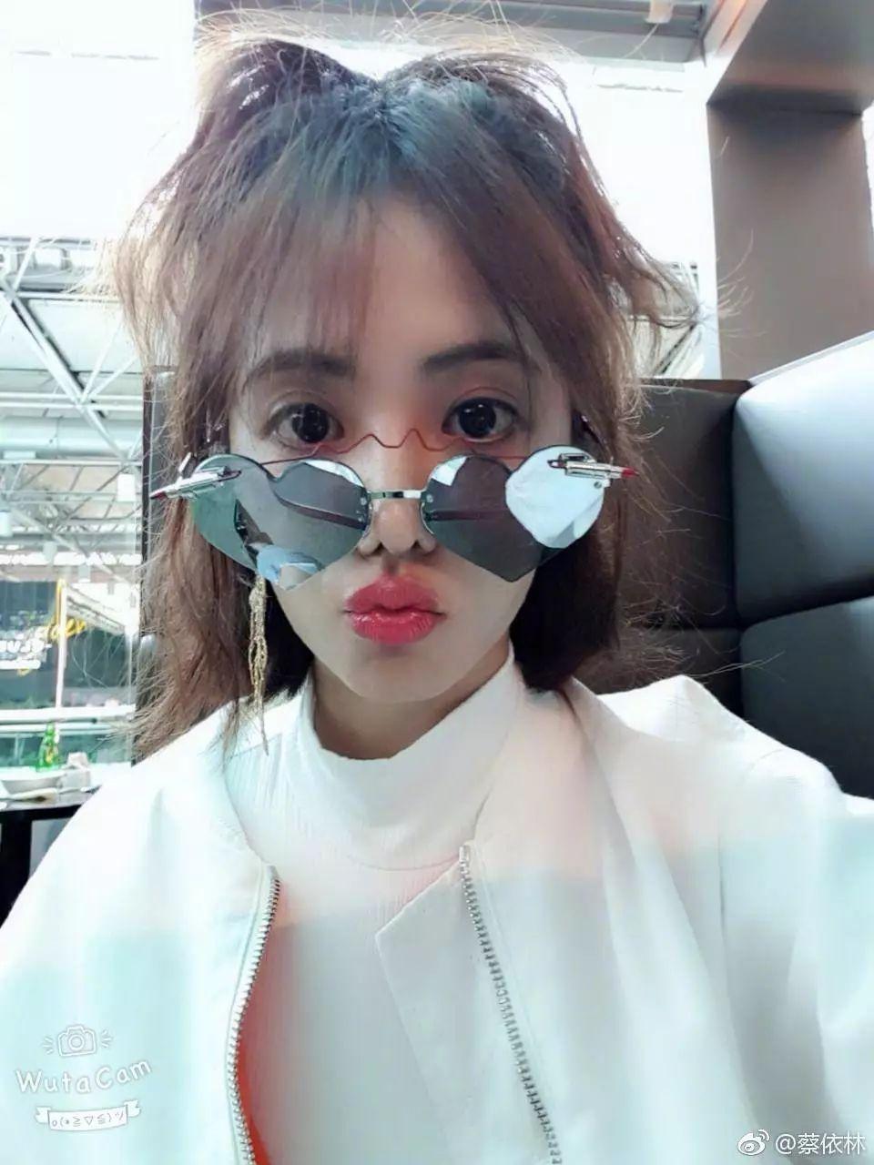 七夕get杨超越宋茜倪妮赵丽颖同款爱心墨镜,眼