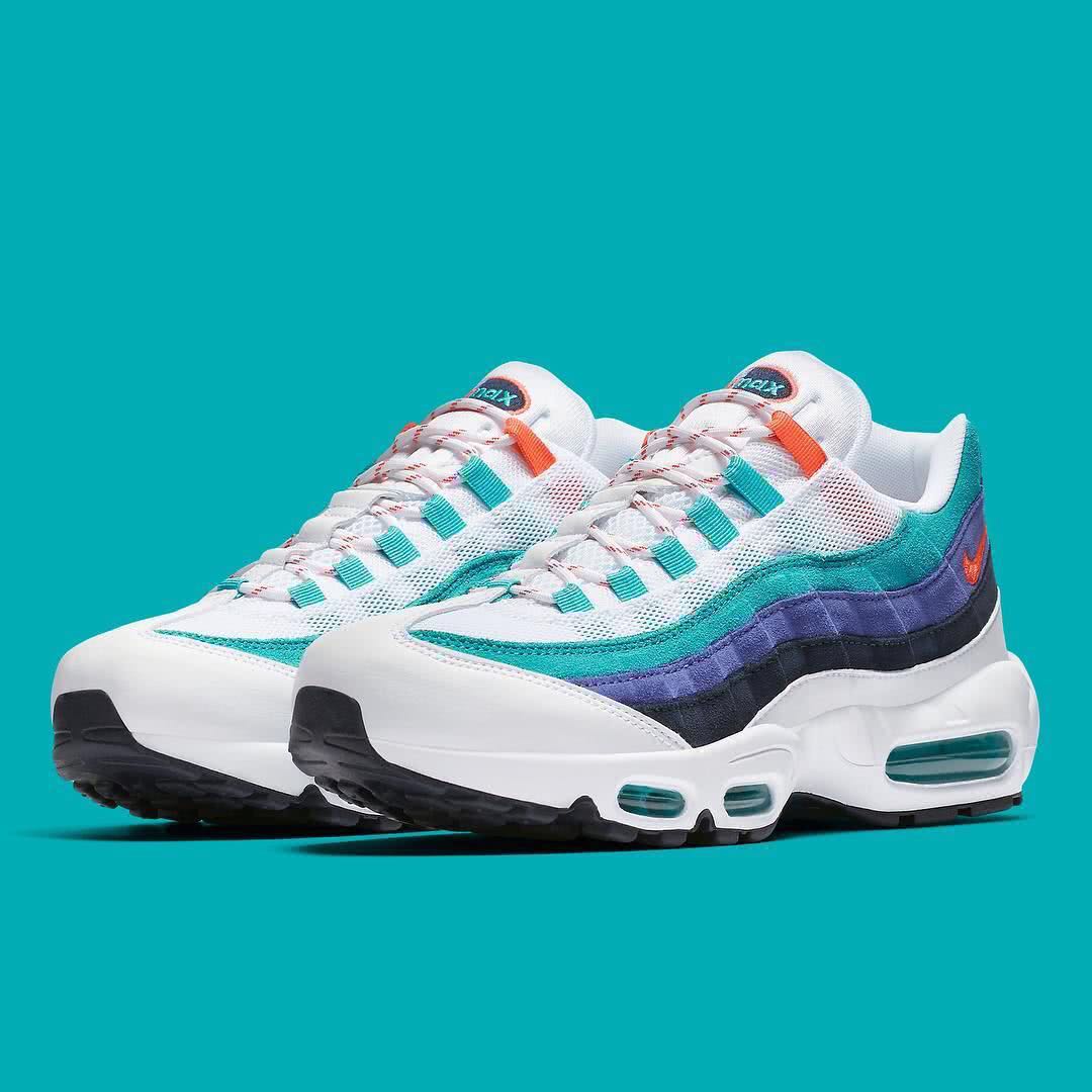 清爽醒目亮色nikeairmax95夏日全新配色惊艳亮相