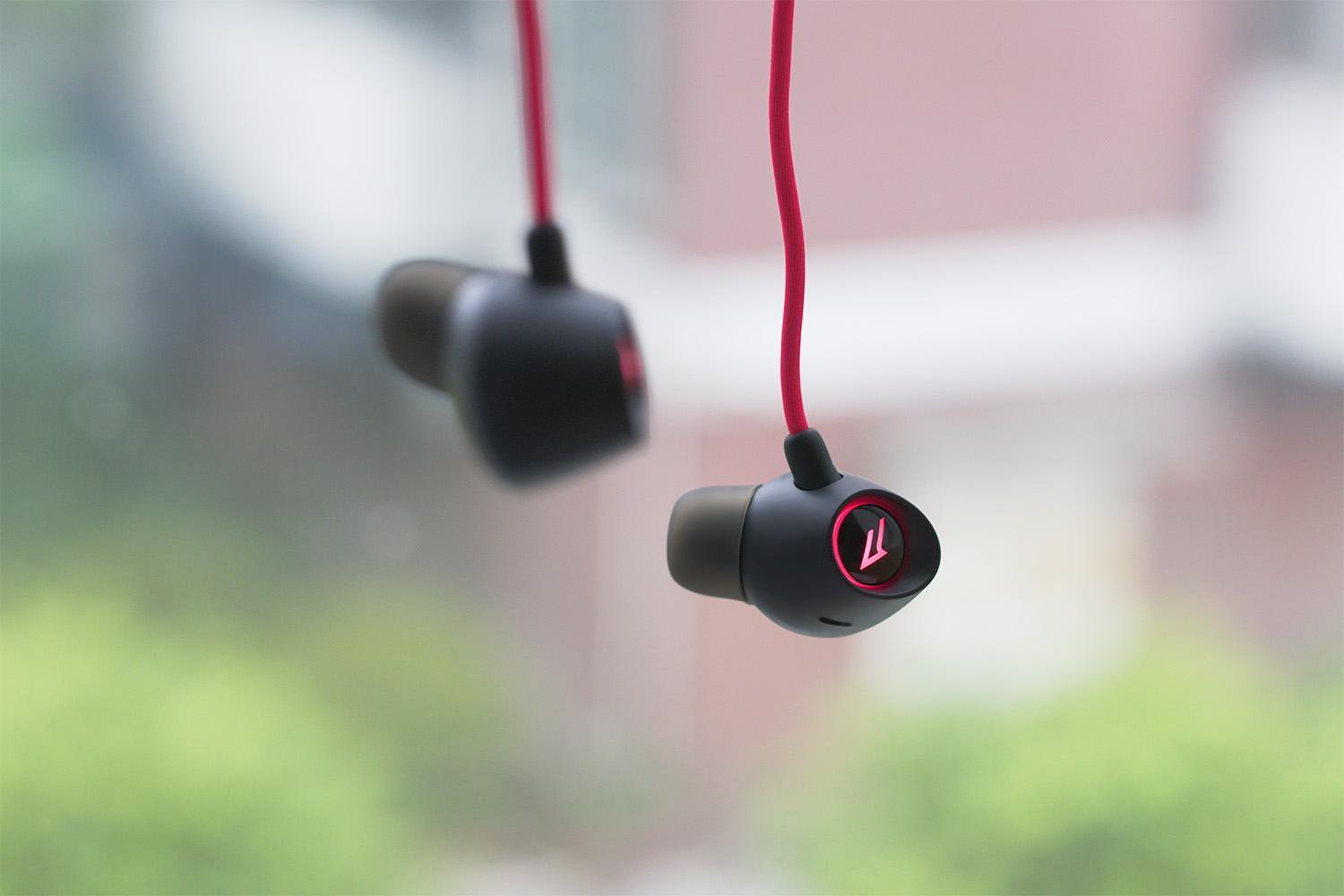 试过1MORE电竞蓝牙耳机才知道手游吃鸡其实