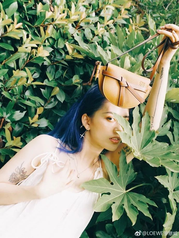 蔡徐坤朱一龙王嘉尔都太忙!这个七夕,张艺兴陪