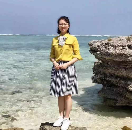 我和22岁美丽老总_我22岁了膜正常吗有图(3)