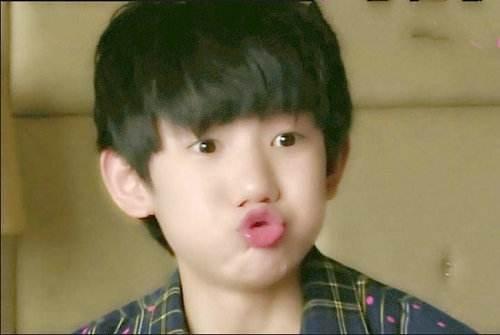 王源嘟嘴我忍了，李易峰嘟嘴我也认了，朱一龙嘟嘴我忍无可忍!