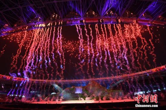 8月18日，第十八届亚运会在印尼首都雅加达开幕。图为开幕式现场。 中新社记者 侯宇 摄