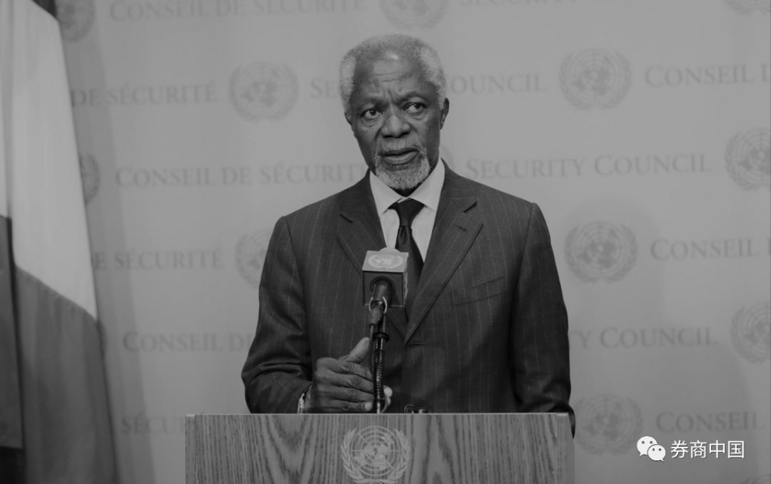 前联合国秘书长安南离世,他那双眼曾映射对世界的忧患悲悯,更多是力量希望