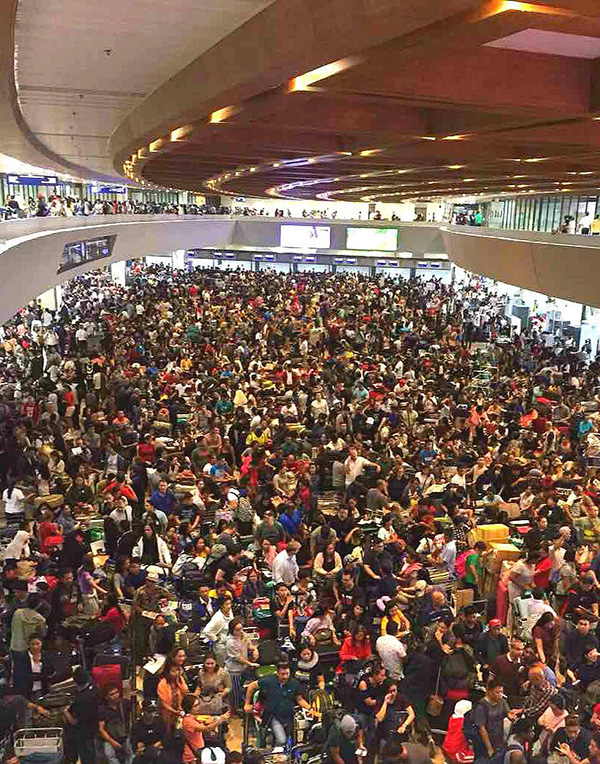 因厦航班机事故关闭近36小时，菲律宾马尼拉机场跑道重开