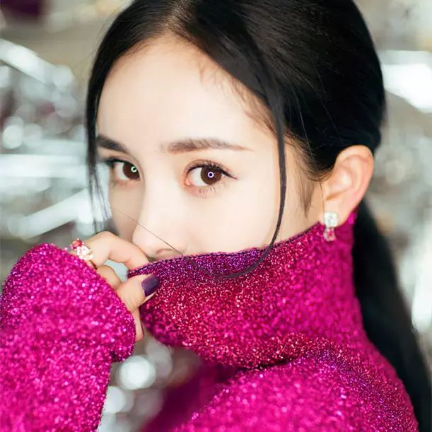 还在用瘦脸软件么?跟着杨幂赵薇一起get"自拍妆"吧～!