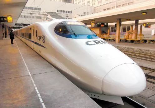 16号台风妖变:阳江预警升级!高铁停运!暴雨造