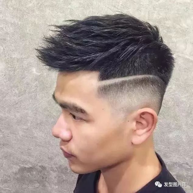今年很火的男生时尚发型