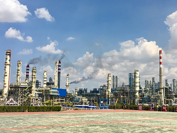 宁夏的一号工程：400万吨煤制油项目带活37项国产化技术