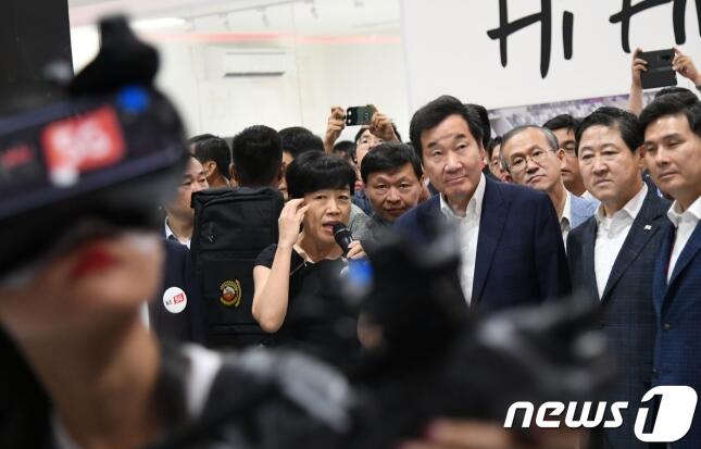 韩总理观战朝韩联队亚运会比赛 赛后将会见印尼总统