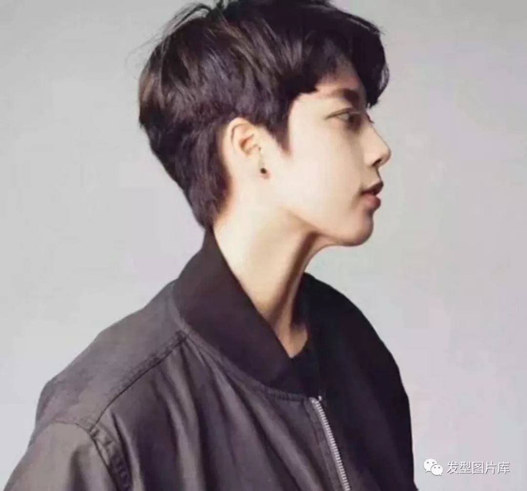 今年很火的男生时尚发型