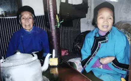 贵州安顺：四世同堂，七旬老人如何当一个好儿媳和好妈妈