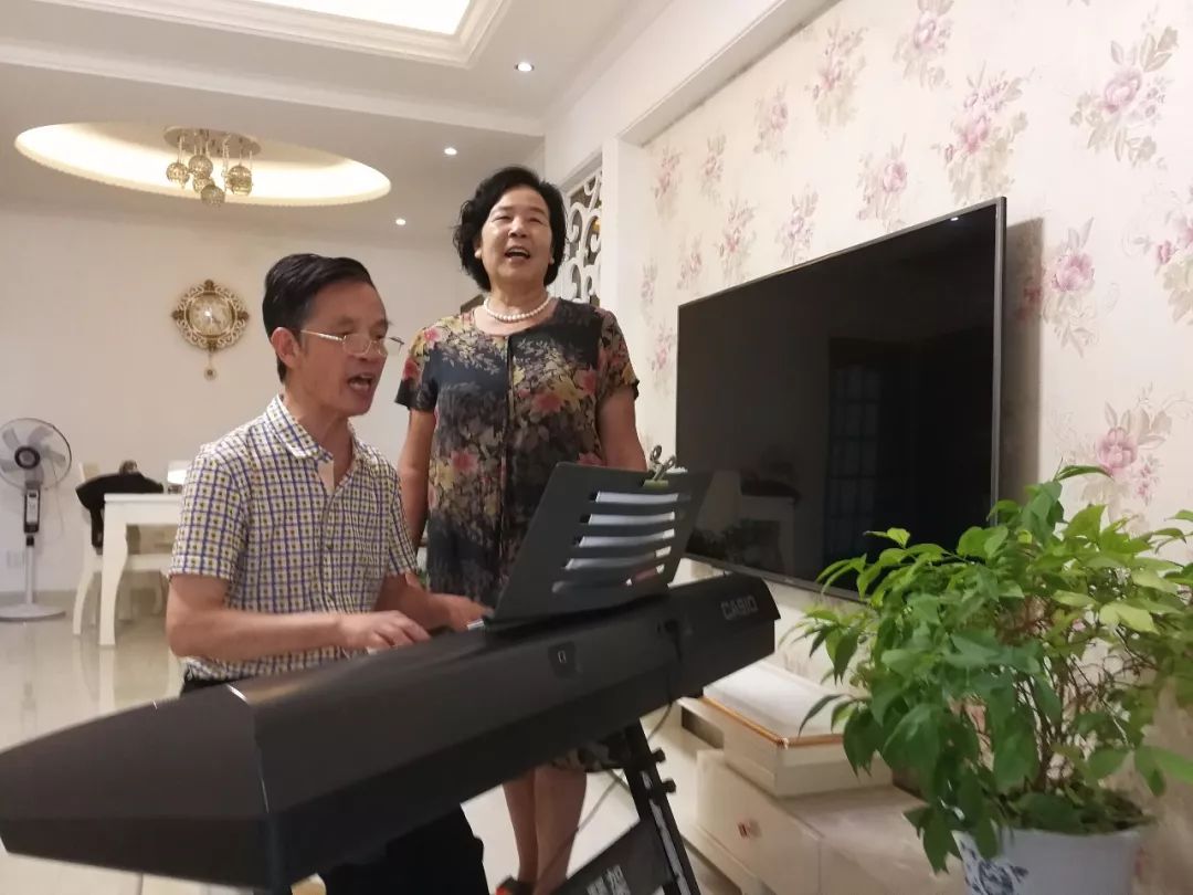 七夕丨民警监狱花式恩爱我最喜欢你穿上小学刘斌堡警服图片
