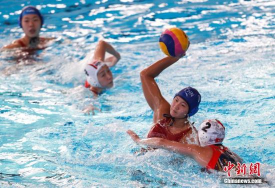 女子水球队实现三连冠 中国获球类项目首金