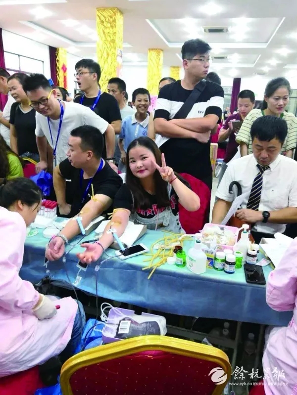 杭州女孩11年献血2万多毫升：第一次献血是给自己的成人礼