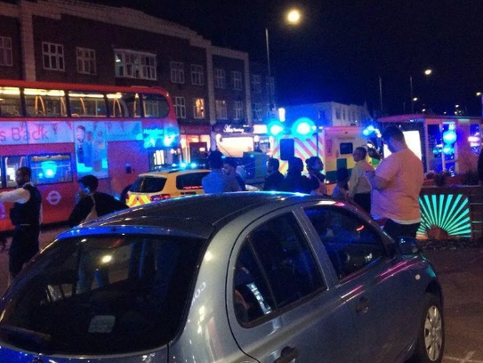 伦敦一地铁站附近发生枪击案 3人受伤