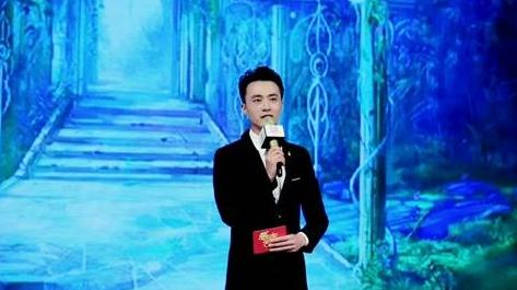 婚礼司仪_婚礼司仪的收入(2)