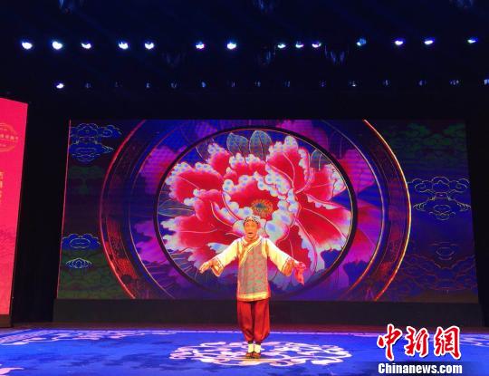 东北二人转与内蒙古二人台联袂亮相吉林传统戏剧节