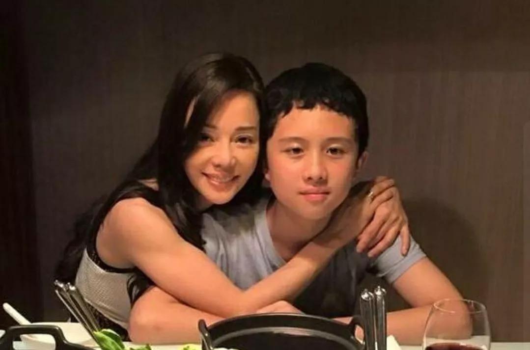 吴宗宪的儿子搞事情?父母的家教对孩子的成长太重要了