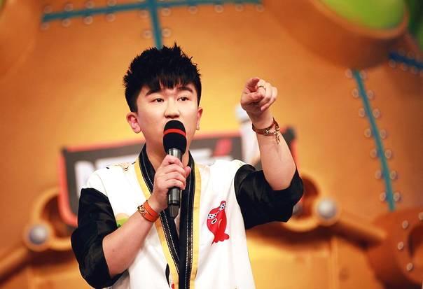 张大大成万人怼,曾说要弄死王宝强,吐槽张一