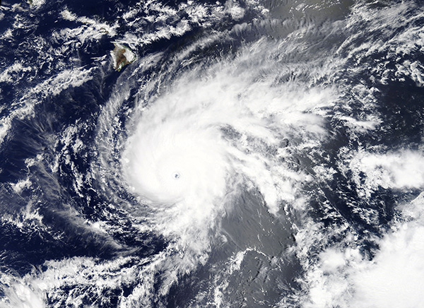 23年最强飓风将登陆夏威夷：一度达到5级，全州严阵以待