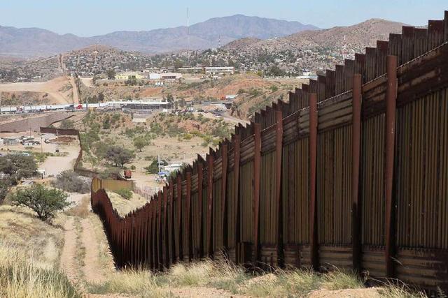 特朗普：美墨边境隔离墙的修建工作已耗资35亿美元