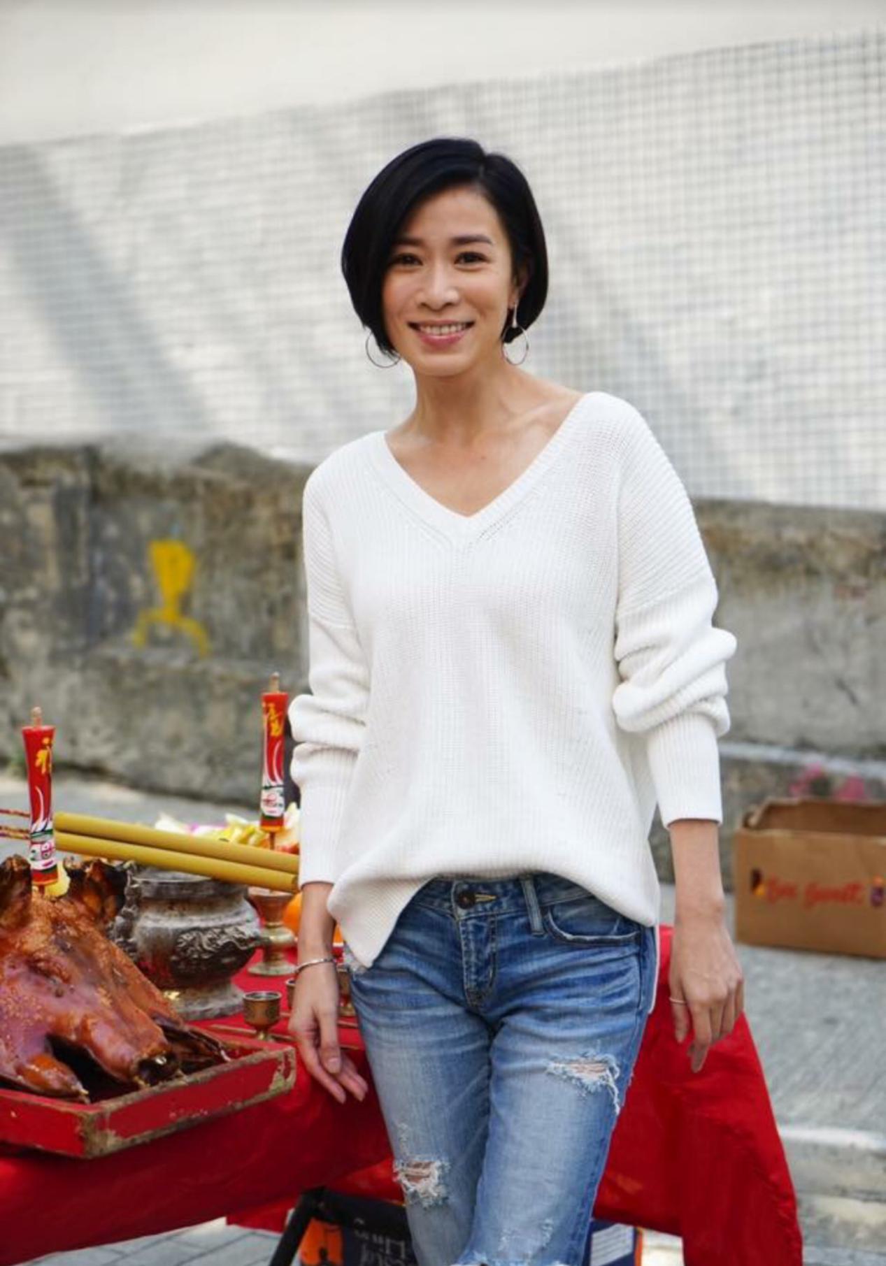 佘诗曼是古装鼻祖，谁知道私服穿搭也是国际水平，太美了