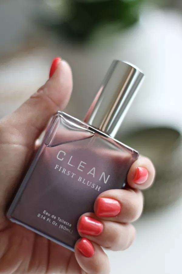 四六级你过了吗?来看看香水名的学霸级翻译