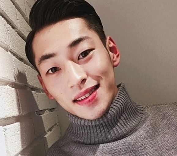 26岁的小狼狗被42岁的老阿姨泡走!究竟是什