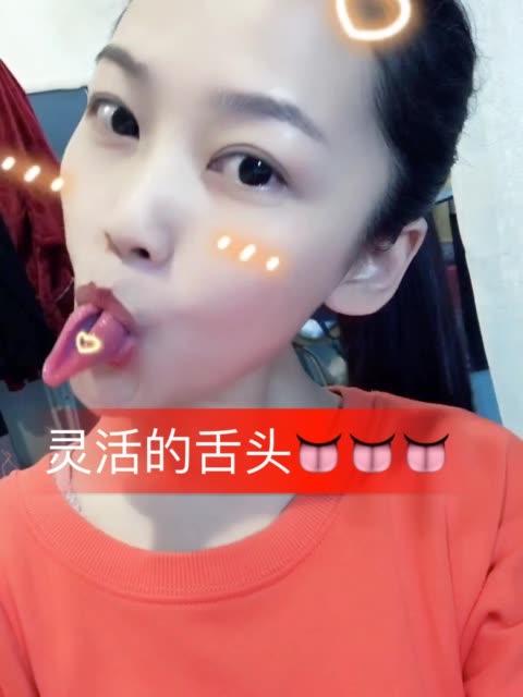 灵活舌头舞红到国外,惊动外媒,全网看傻:这长度
