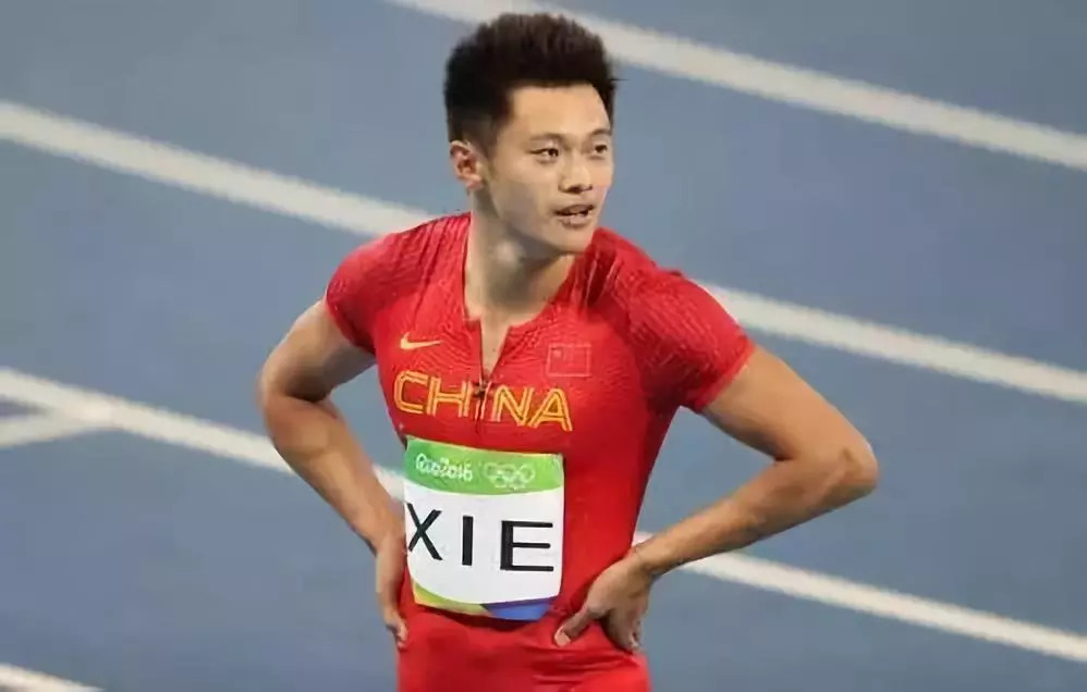 9秒92!苏炳添破亚运会纪录夺金,竟是以退役运