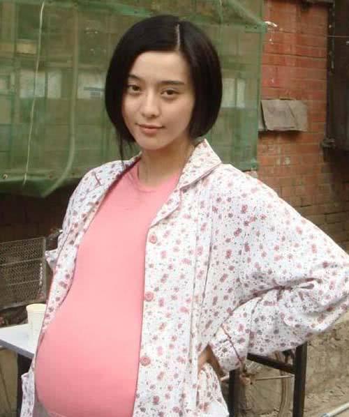 要验范丞丞的DNA?粉丝拿出范冰冰往日行程,力