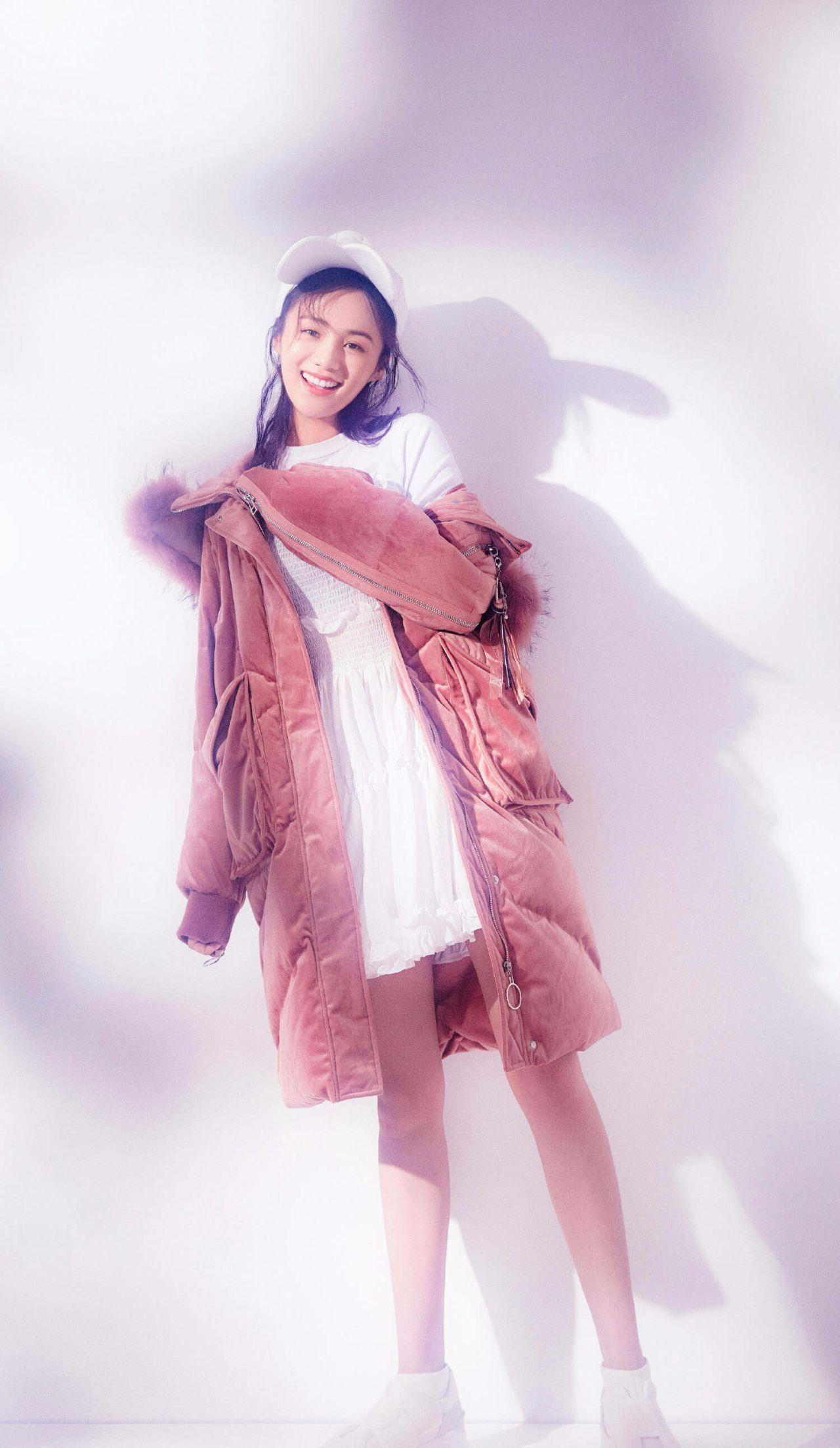 安悦溪是有多想不通?还要尝试这种风格!网友:还是裙子适合你!