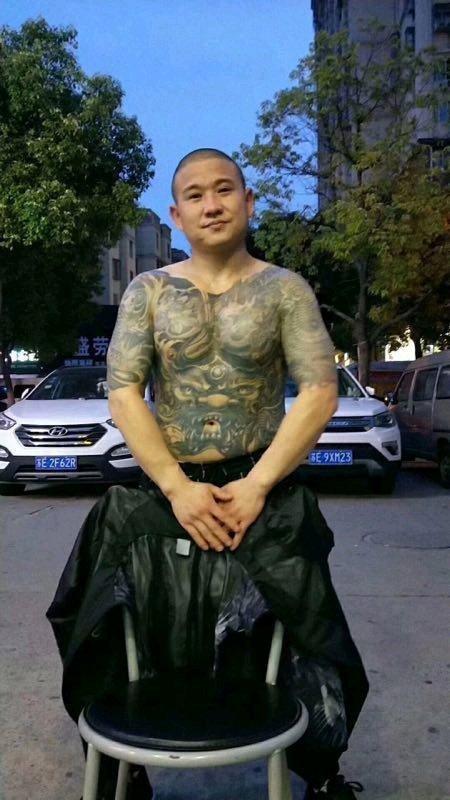 电动车司机反杀宝马车主算是正当防卫吗?