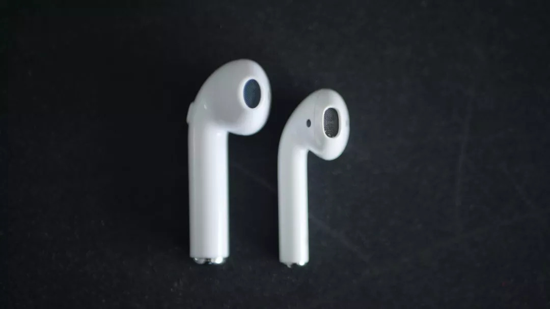 拼多多AirPods对比苹果正品(1)价格只差100倍