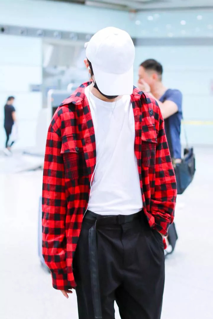 红黑榜 | 吴亦凡红毯帅skr人,明玉小天使可爱现身!